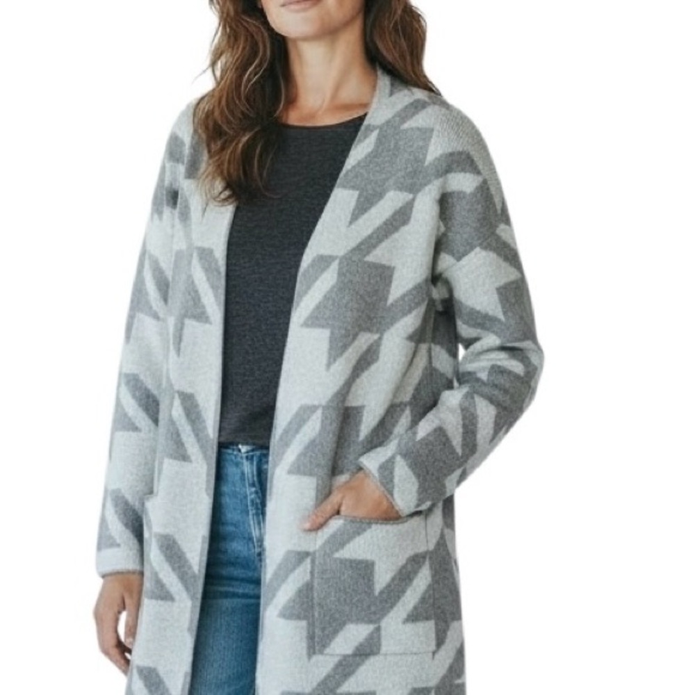 89th + Madison Gray and White Houndstooth Open Front Cardigan Sweater Oversize L